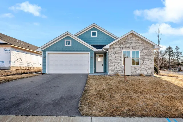 $449,000 | 335 Liberty Drive, Hanover, MN 55341