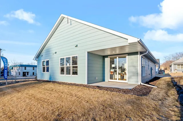 $449,000 | 335 Liberty Drive, Hanover, MN 55341