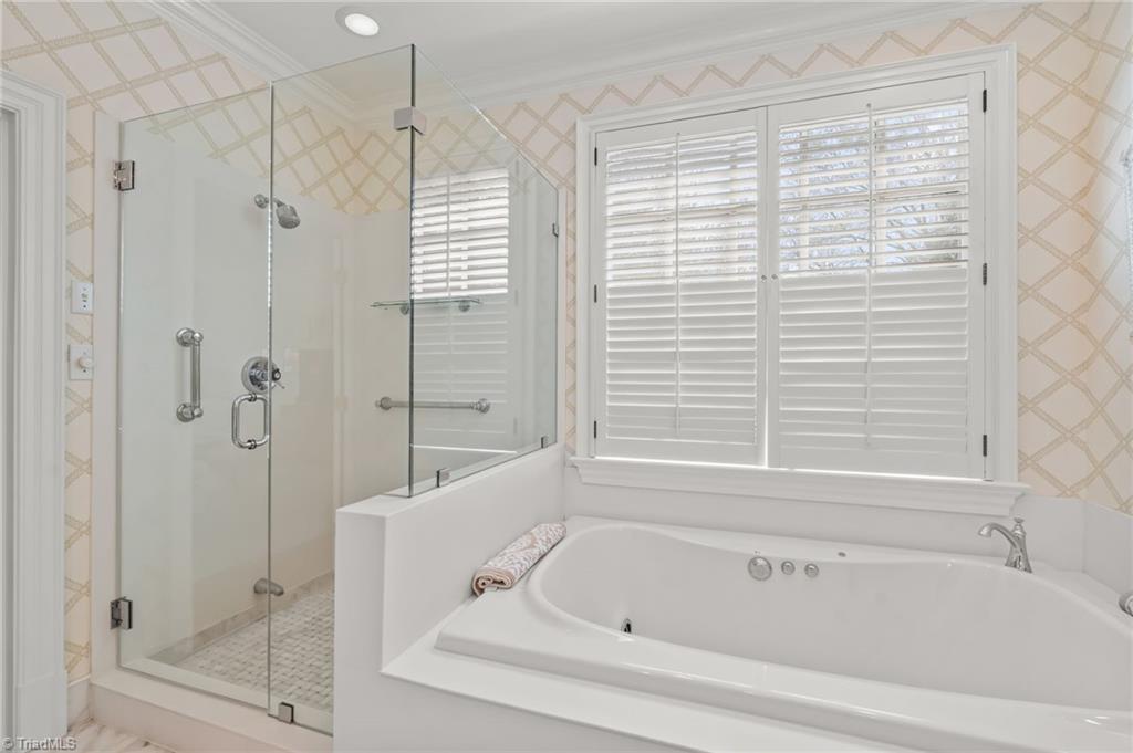 1212 Sturbridge Avenue High Point, NC 27262 - Photo 24 of 44