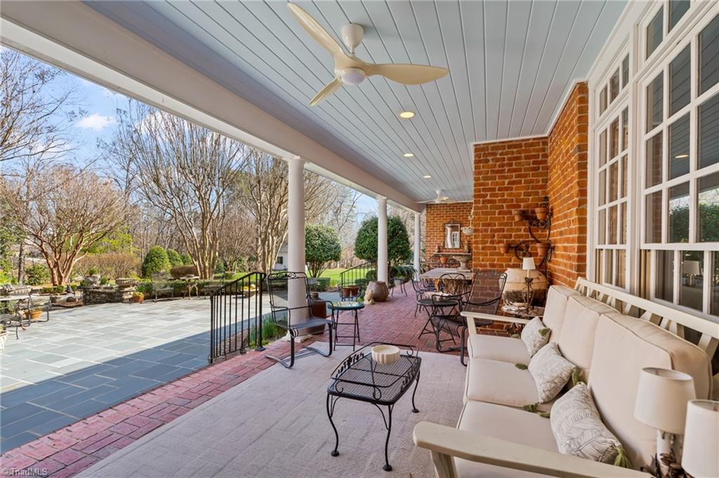 1212 Sturbridge Avenue High Point, NC 27262 - Photo 35 of 44