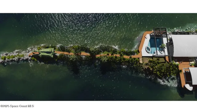 $7,000,000 | 11680 Point Drive, Merritt Island, FL 32952