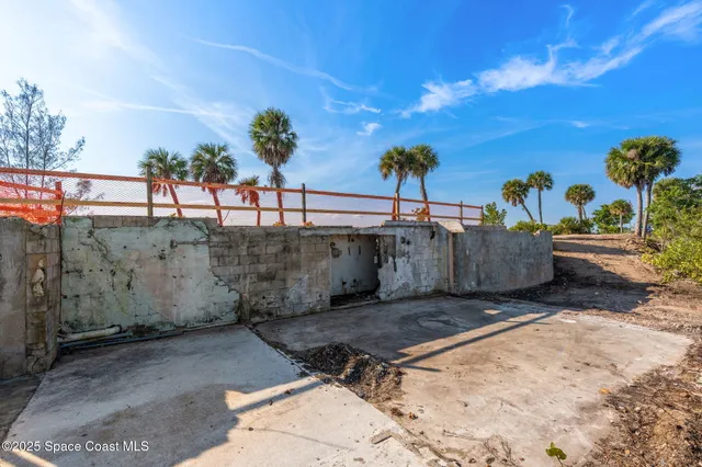 $7,000,000 | 11680 Point Drive, Merritt Island, FL 32952