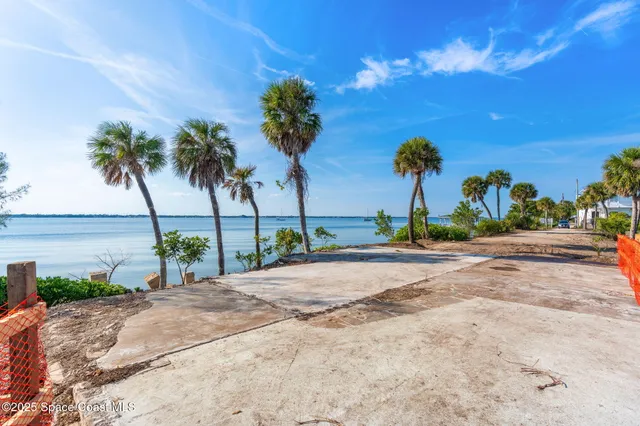 $7,000,000 | 11680 Point Drive, Merritt Island, FL 32952