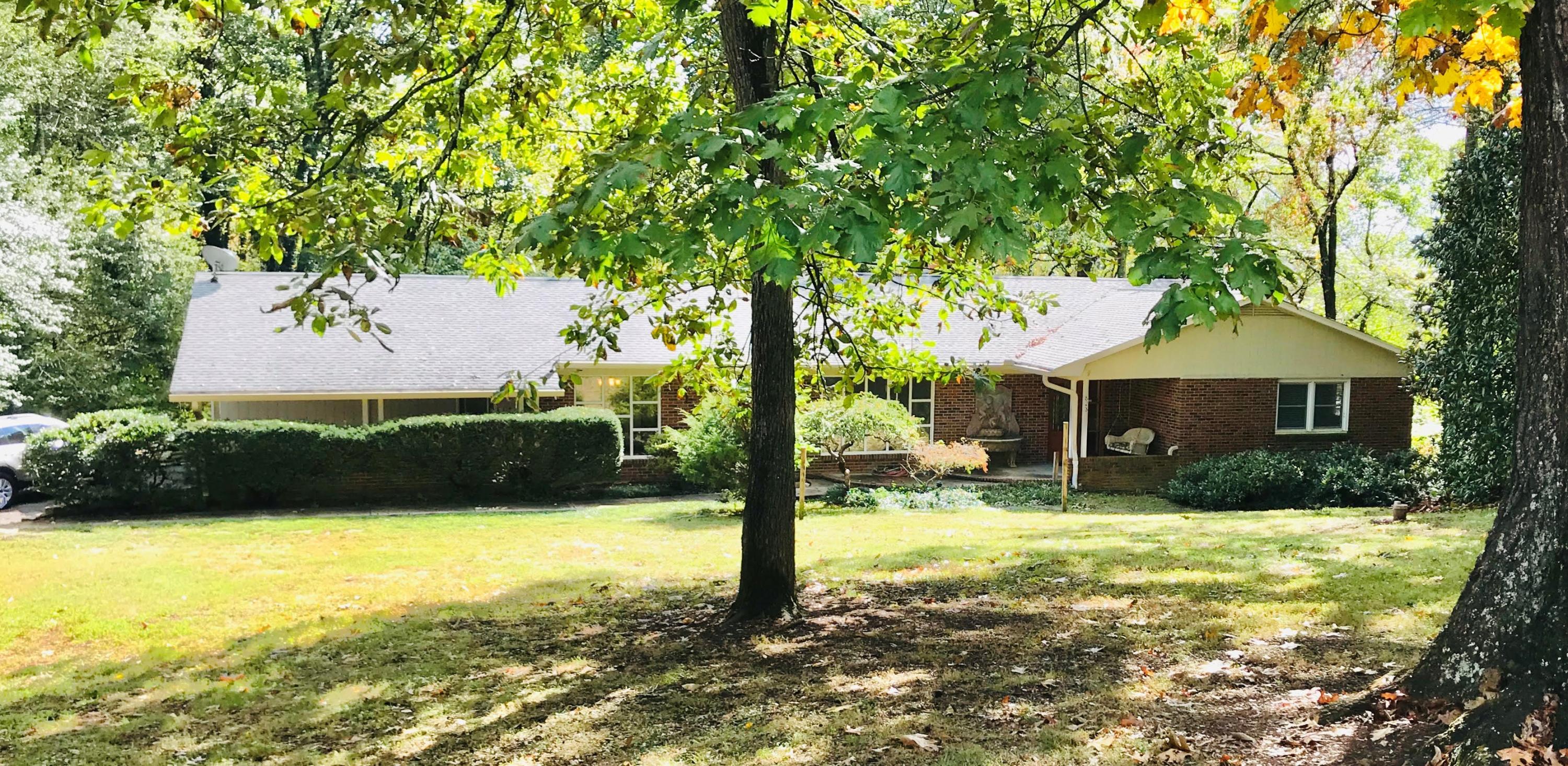 823 West Outer Drive Oak Ridge, TN 37830 - Photo 1 of 40 823 W Outer Dr.