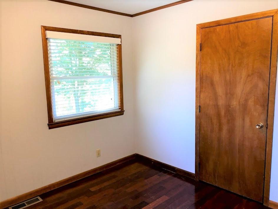 823 West Outer Drive Oak Ridge, TN 37830 - Photo 24 of 40 Bedroom 4