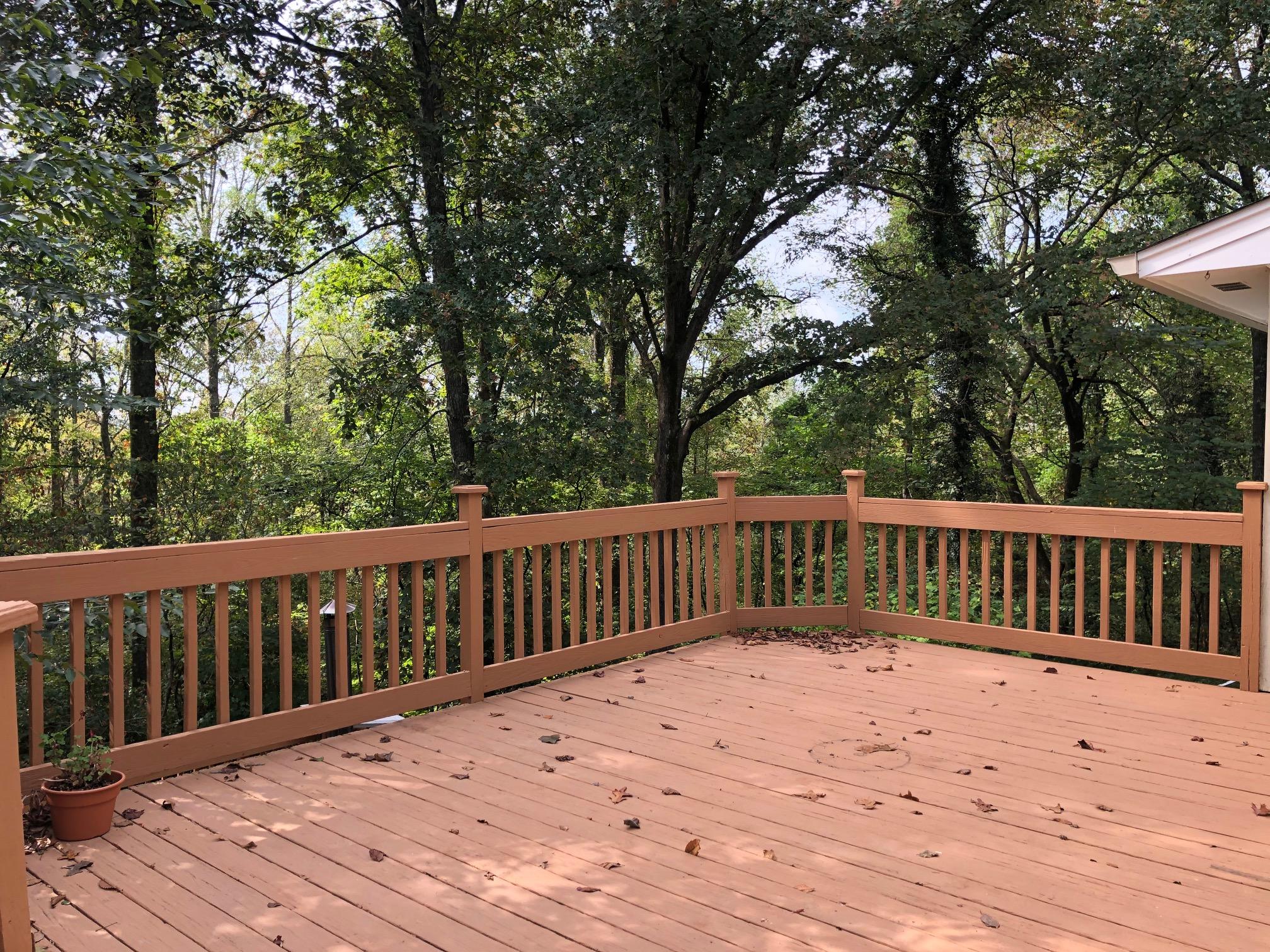 823 West Outer Drive Oak Ridge, TN 37830 - Photo 35 of 40 Back Deck