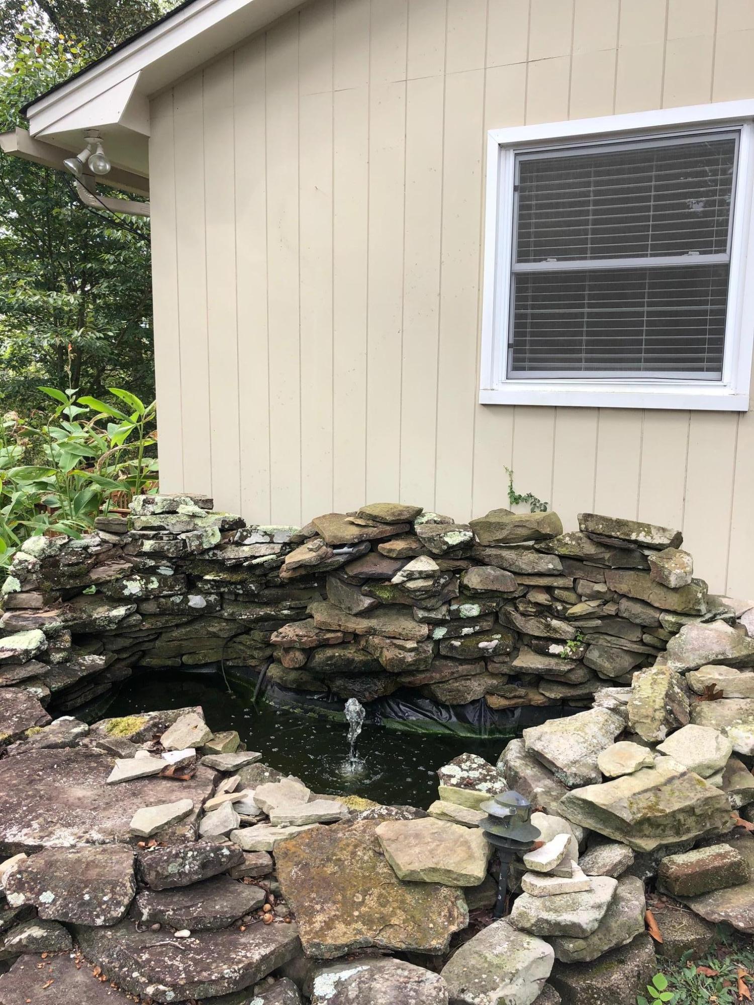 823 West Outer Drive Oak Ridge, TN 37830 - Photo 39 of 40 Water Feature