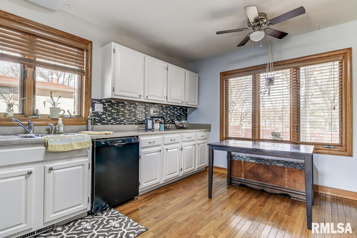 14093 St Joseph Road Athens, IL 62613 - Photo 11 of 38 Gallery Image 11