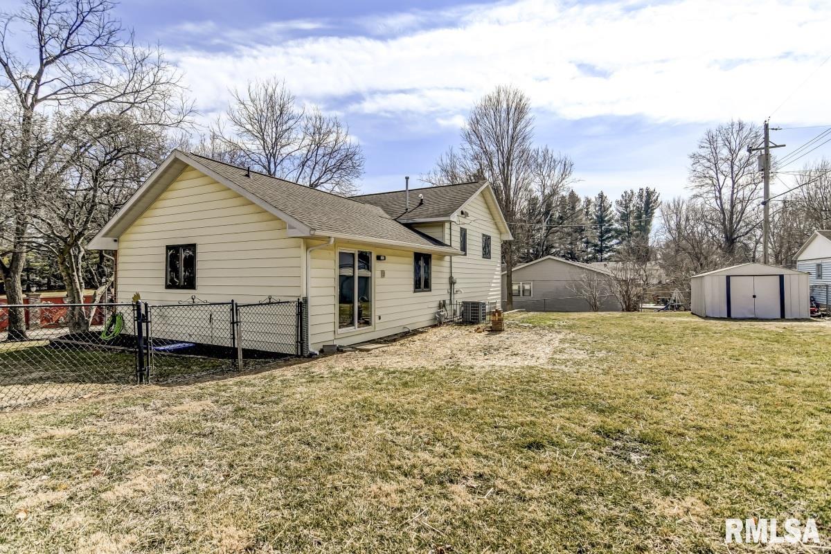 14093 St Joseph Road Athens, IL 62613 - Photo 35 of 38 Gallery Image 35