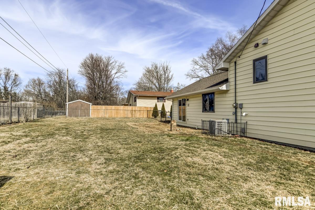 14093 St Joseph Road Athens, IL 62613 - Photo 36 of 38 Gallery Image 36