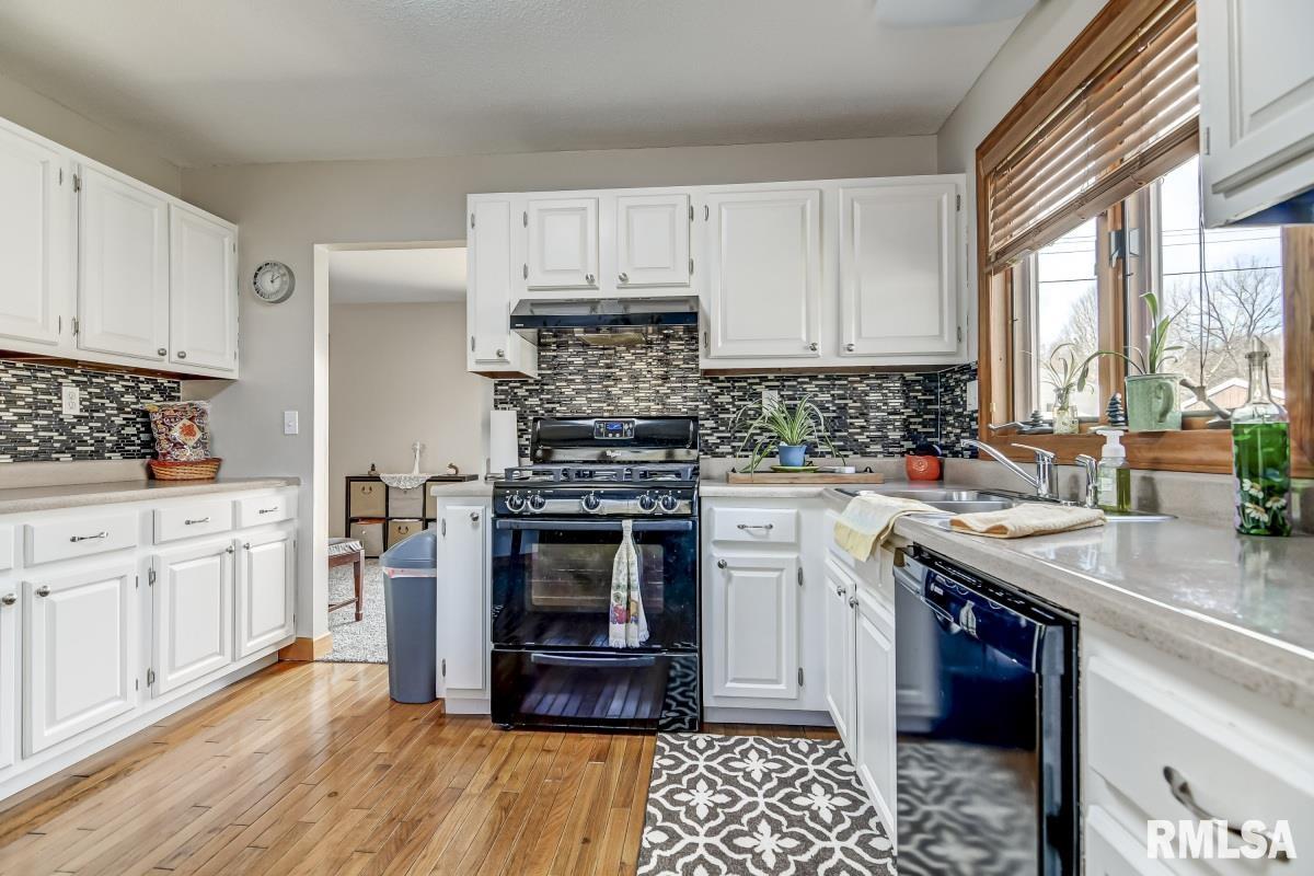 14093 St Joseph Road Athens, IL 62613 - Photo 10 of 38 Gallery Image 10