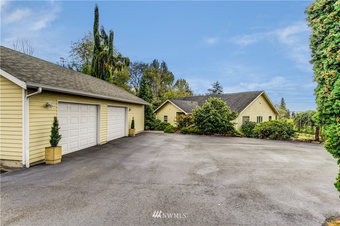 6806 Foster Slough Road Snohomish, WA 98290 - Photo 3 of 25 Gallery Image 3