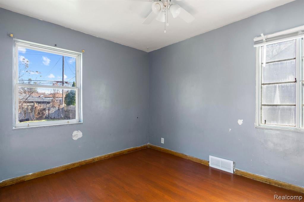 6474 Rutland Street Detroit, MI 48228 - Photo 19 of 27