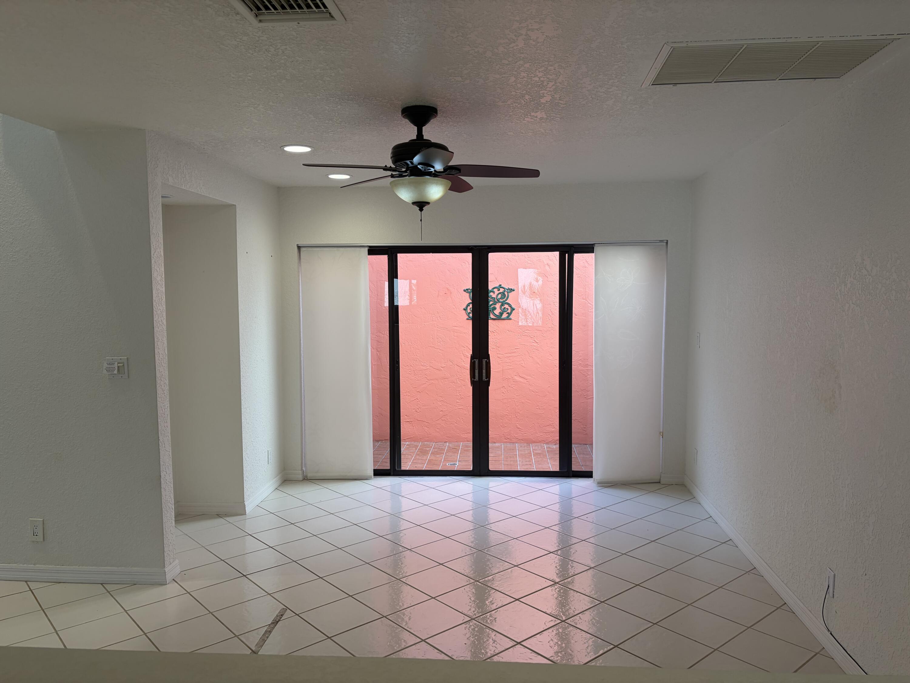 21435 Campo Allegro Drive Boca Raton, FL 33433 - Photo 14 of 50 Photo Jun 19 2026, 5 40 00 PM