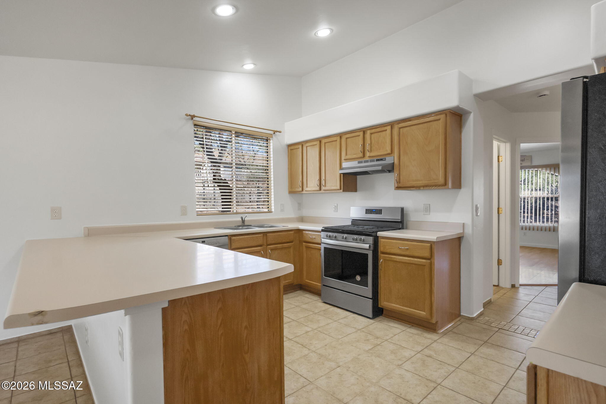 544 Paseo Petirojo Rio Rico, AZ 85648 - Photo 12 of 35