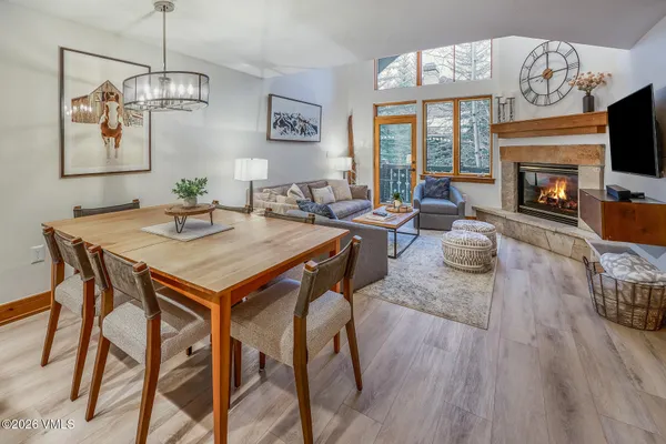 $1,950,000 | 30 Cresta Road, Unit 306, Edwards, CO 81632