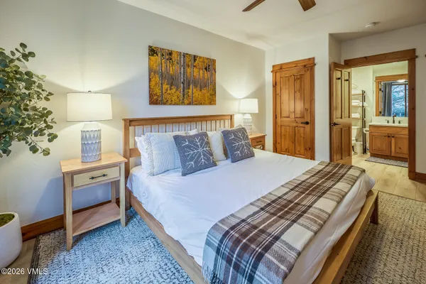 $1,950,000 | 30 Cresta Road, Unit 306, Edwards, CO 81632