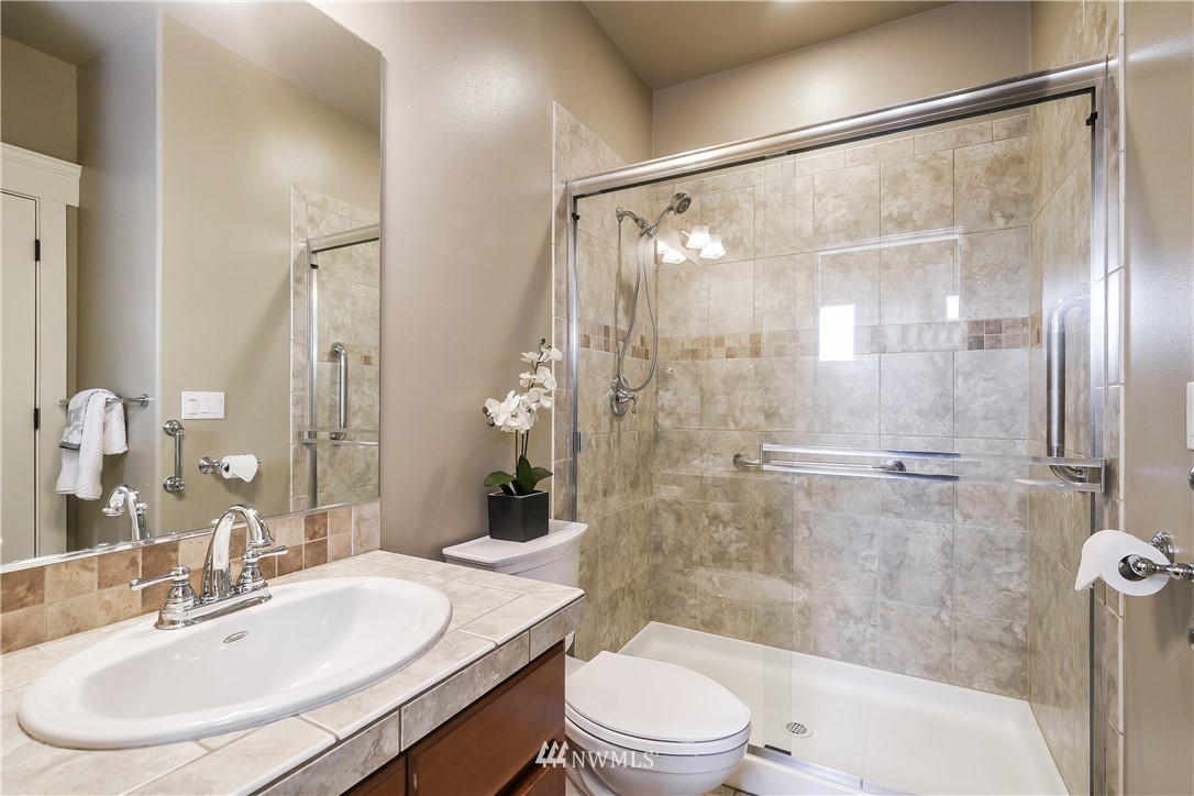 8708 Northeast 198th Street Bothell, WA 98011 - Photo 11 of 25 Gallery Image 11