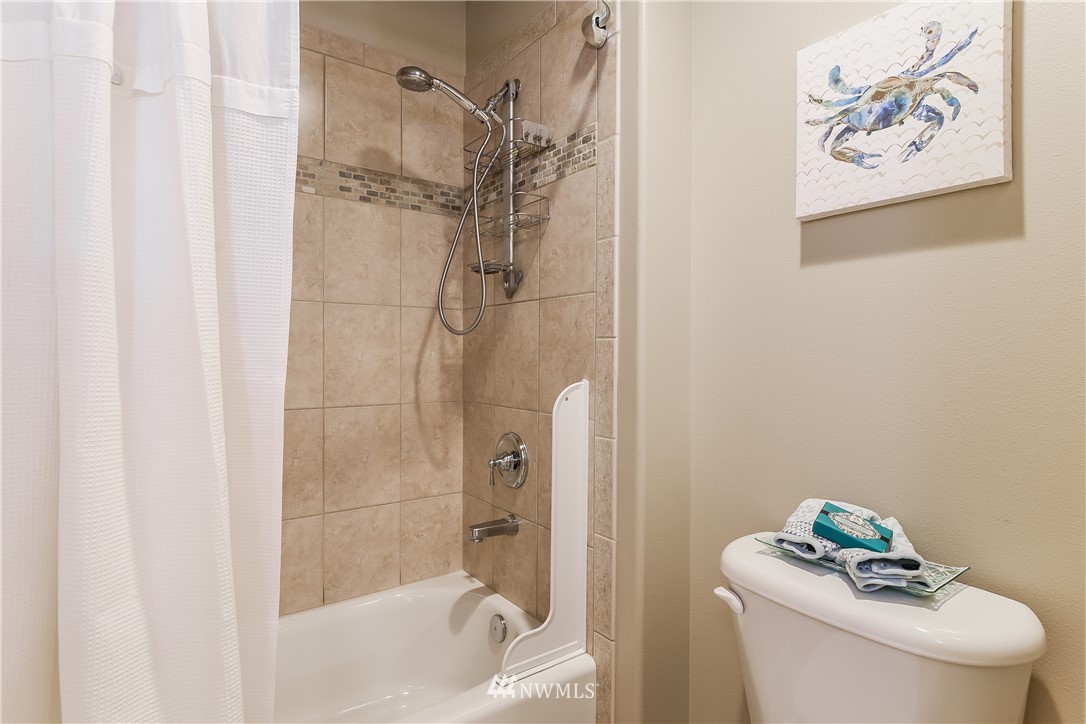 8708 Northeast 198th Street Bothell, WA 98011 - Photo 21 of 25 Gallery Image 21