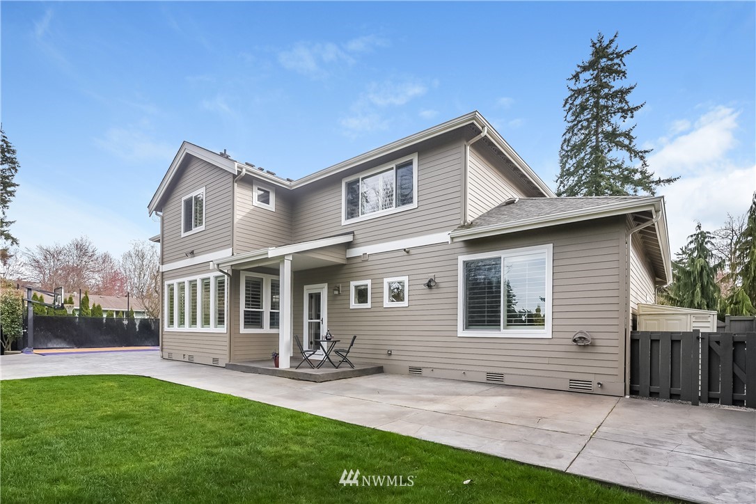 8708 Northeast 198th Street Bothell, WA 98011 - Photo 25 of 25 Gallery Image 25