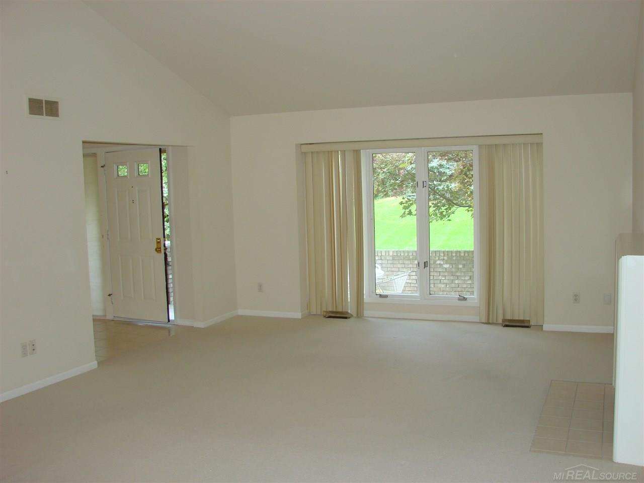 5898 Dawn Ridge Drive Troy, MI 48098 - Photo 25 of 52