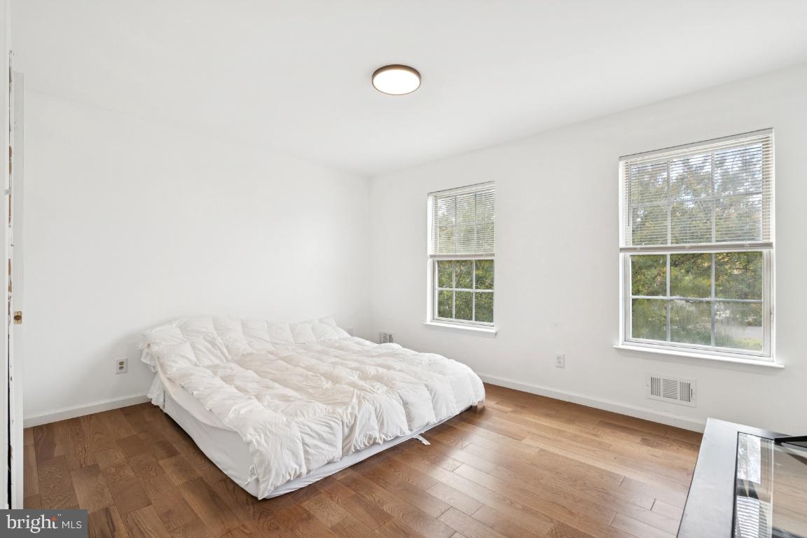 78 Kristopher Drive Hamilton, NJ 08620 - Photo 25 of 25 a bedroom with a bed and a window