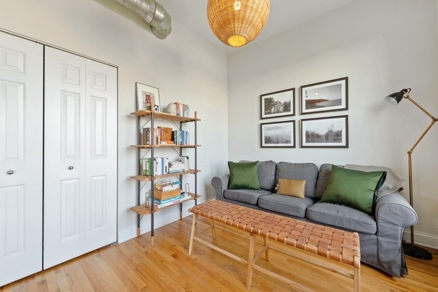 1245 West George Street, Unit 402 Chicago, IL 60657 - Photo 12 of 17
