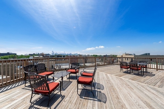 1245 West George Street, Unit 402 Chicago, IL 60657 - Photo 16 of 17