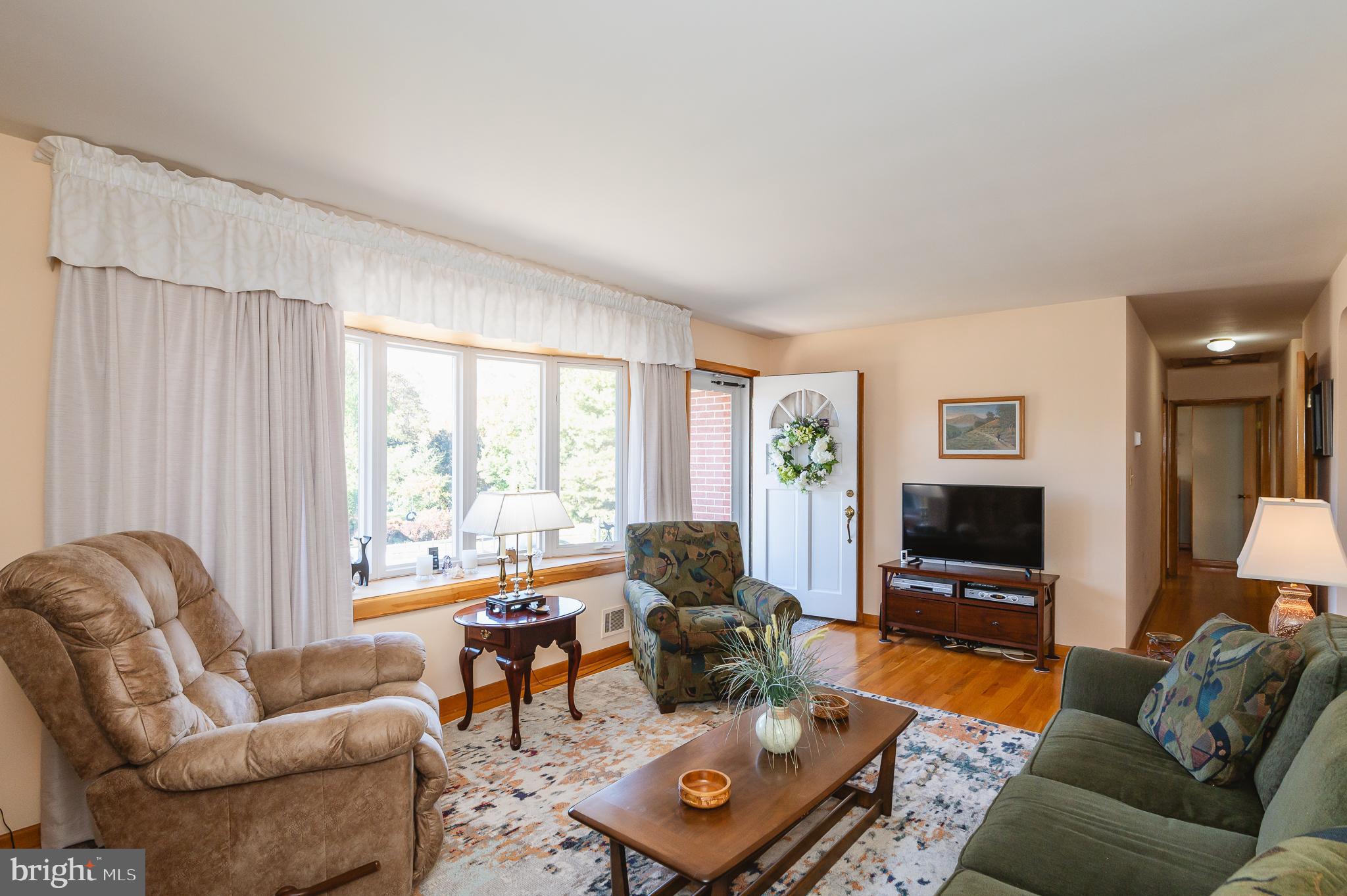 4218 Piney Park Road Perry Hall, MD 21128 - Photo 19 of 29 Living Room