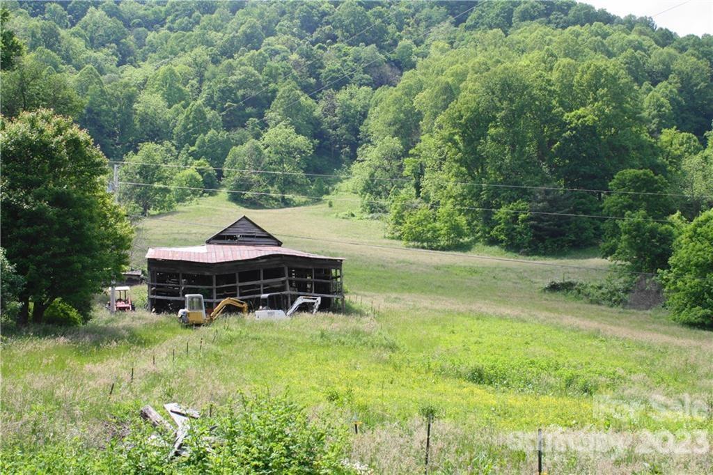 1842 South Fork Road Marshall, NC 28753 - Photo 22 of 22 Gallery Image 22