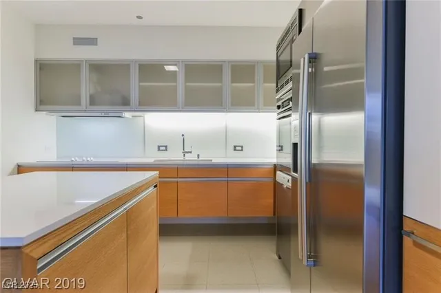 $6,000 | 3726 South Las Vegas Boulevard, Unit 707, Las Vegas, NV 89158