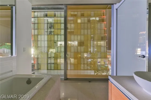 $6,000 | 3726 South Las Vegas Boulevard, Unit 707, Las Vegas, NV 89158