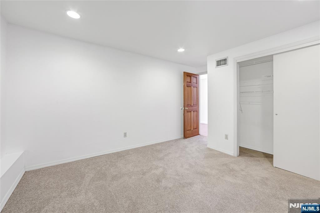 31 Virgil Road Norwood, NJ 07648 - Photo 29 of 38