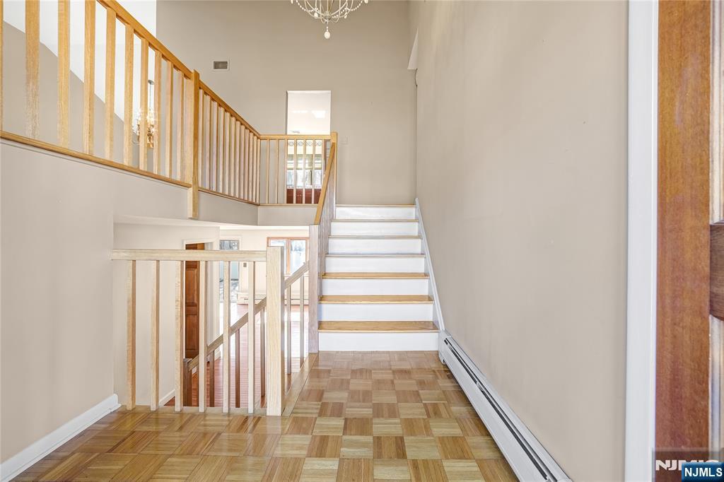 31 Virgil Road Norwood, NJ 07648 - Photo 3 of 38