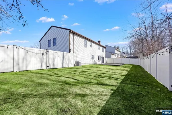 $949,000 | 31 Virgil Road, Norwood, NJ 07648