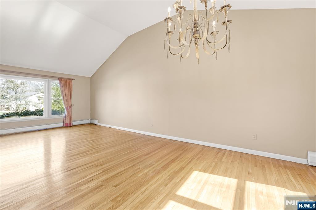 31 Virgil Road Norwood, NJ 07648 - Photo 9 of 38