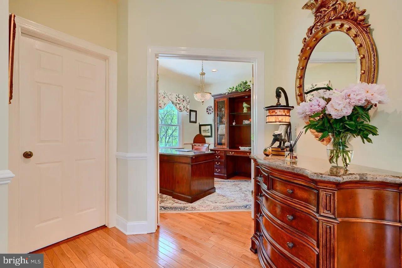 4520 Madonna Road Street, MD 21154 - Photo 7 of 31