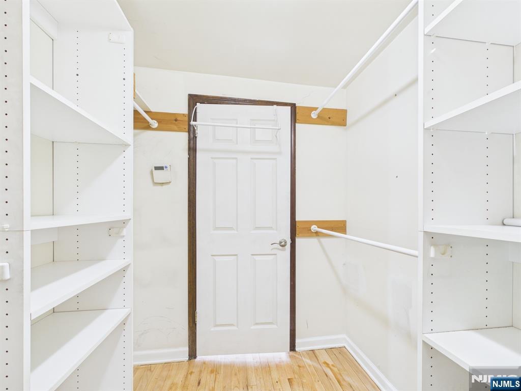 50 Hepburn Road Clifton, NJ 07012 - Photo 17 of 38