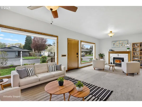 $369,950 | 329 Southeast Linden Court, Gresham, OR 97080