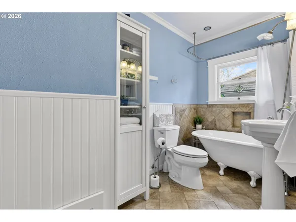 $369,950 | 329 Southeast Linden Court, Gresham, OR 97080