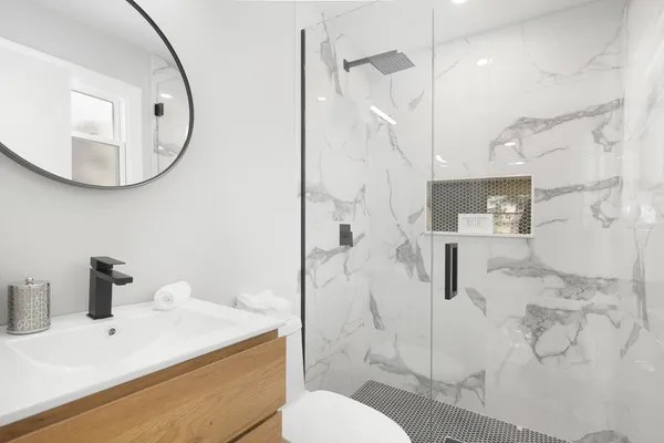 $649,900 | 1008 West Ash Drive, Mount Prospect, IL 60056