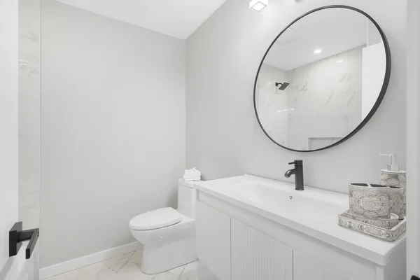 $649,900 | 1008 West Ash Drive, Mount Prospect, IL 60056