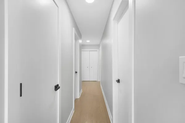 $649,900 | 1008 West Ash Drive, Mount Prospect, IL 60056