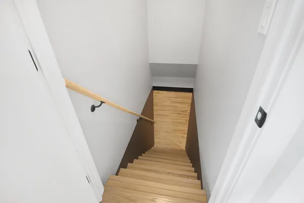 $649,900 | 1008 West Ash Drive, Mount Prospect, IL 60056