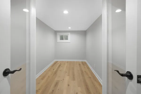 $649,900 | 1008 West Ash Drive, Mount Prospect, IL 60056