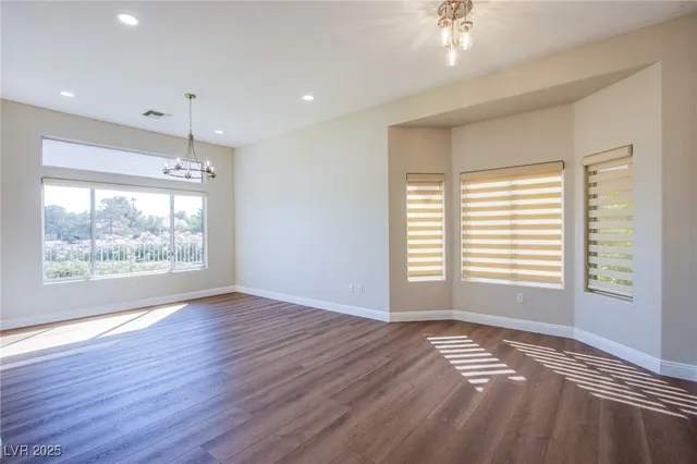 $3,300 | 2660 Crown Ridge Drive, Las Vegas, NV 89134