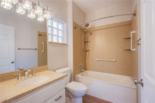 $3,300 | 2660 Crown Ridge Drive, Las Vegas, NV 89134