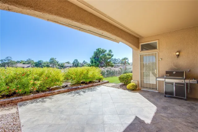 $3,300 | 2660 Crown Ridge Drive, Las Vegas, NV 89134