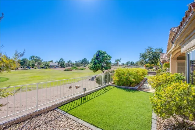 $3,300 | 2660 Crown Ridge Drive, Las Vegas, NV 89134