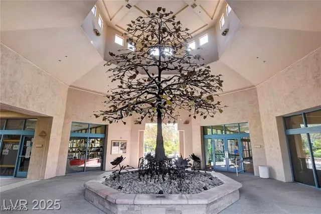 $3,300 | 2660 Crown Ridge Drive, Las Vegas, NV 89134